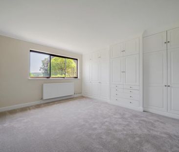 3 bedroom apartment to rent - Photo 4