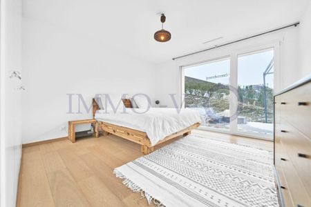 SPACIOUS STANDING WITH BALCONY + TERRACE AND LAKE VIEW - Foto 3