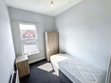 4 bed terraced house to rent in TS20 - Photo 3