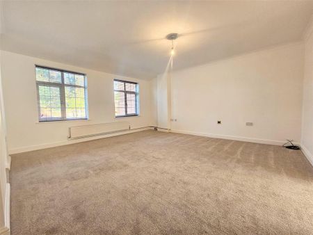 4 bedroom detached house to rent - Photo 5