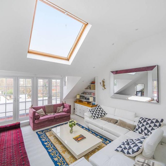 3 bedroom flat to rent - Photo 1