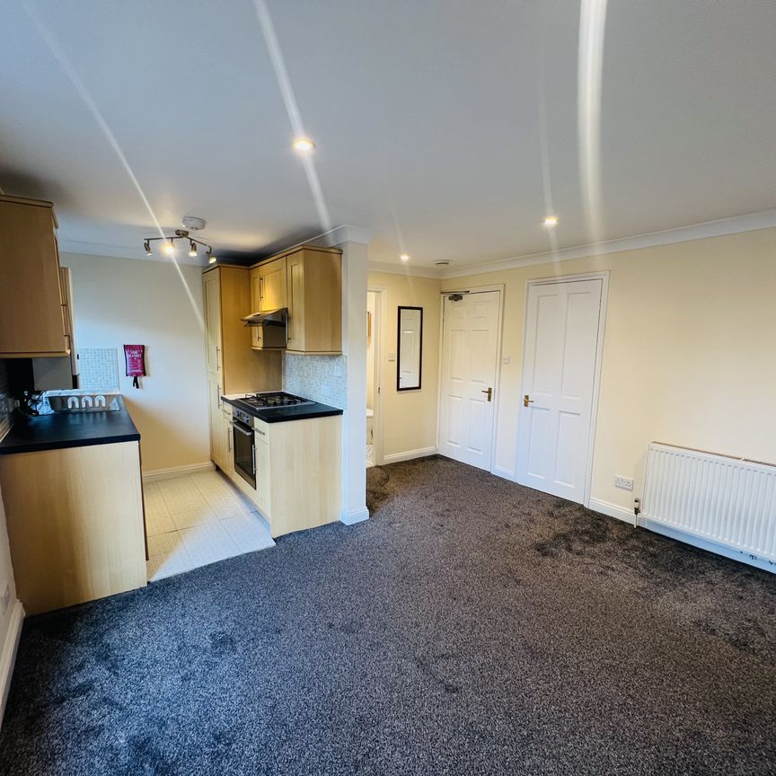 Queen Street, Maidenhead - Photo 1