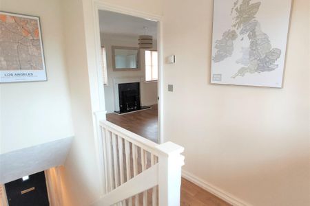 Myrtle Close, BURY ST. EDMUNDS - Photo 5