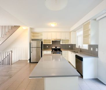 For Lease - 409 Ladycroft Terrace Unit# 27, Mississauga, Ontario - Photo 5