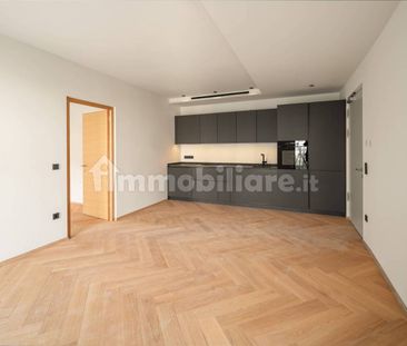 Bilocale via Cassa di Risparmio 2, Centro, Merano - Photo 1