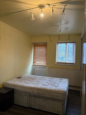 Room in a Shared House, Landgate Road, B21 - Photo 1