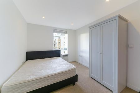 3 bedroom flat to rent - Photo 5