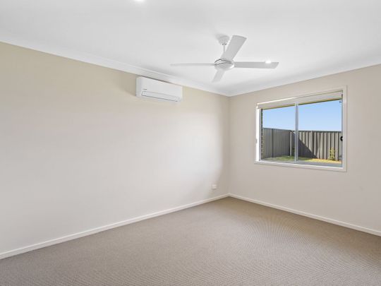 2/6 Rawmarsh Street, Farley, NSW 2320 - Photo 1