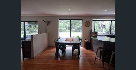 COASTAL LIFESTYLE MINUTES FROM GRACETOWN - Photo 3