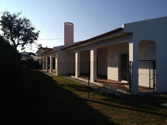 Luxury Detached House for rent in Cascais, Lisbon - Photo 1