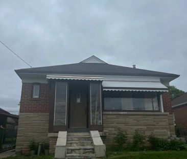 1837 Victoria Park Avenue #(Bedroom Only) , - Photo 6