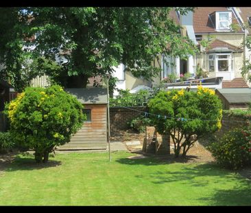 2 Bed Semi-Detached House, Sackville Road Lgf, BN3 - Photo 1