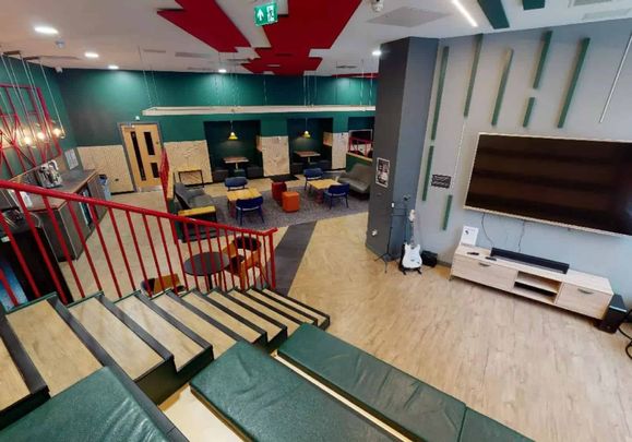 Gold Studio - Photo 1