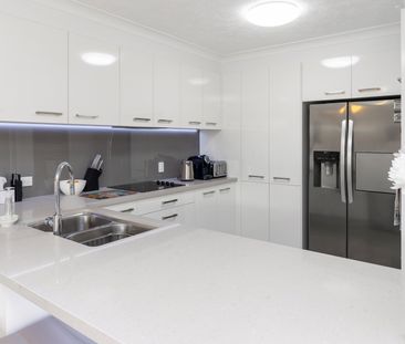 14/6 Purli Street, Surfers Paradise QLD 4217 - Apartment For Rent -... - Photo 3