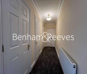Eastbury Avenue, Northwood, HA6 - Photo 6