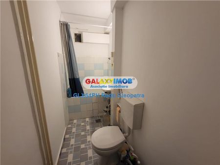 Inchiriere garsoniera Ploiesti, zona ultracentrala - Fotografie 4