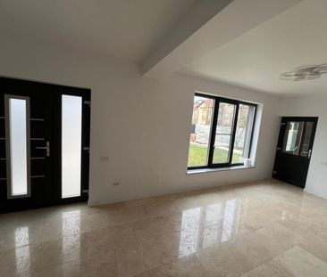 Vila de inchiriat zona Voluntari - Fotografie 2