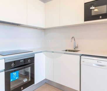 Piso de alquiler en Sant Josep - Photo 3