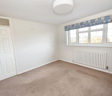 3 bedroom detached house to rent - Photo 6