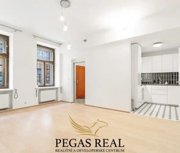 Pronájem bytu 2+kk 53 m - Fotografie 5