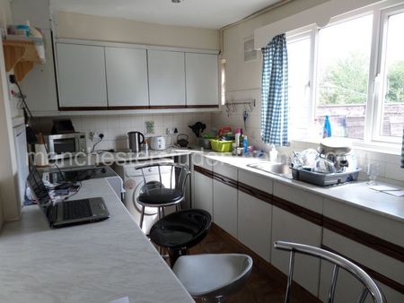 Kinderton Avenue, Manchester, M20 1AL - Photo 4