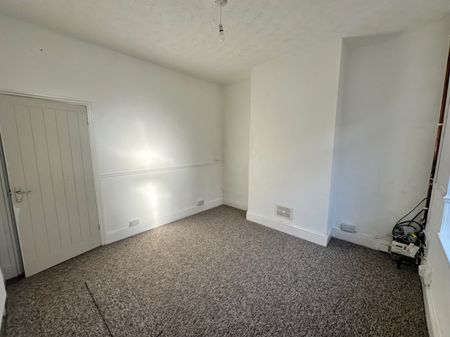2 bedroom house to rent - Photo 2