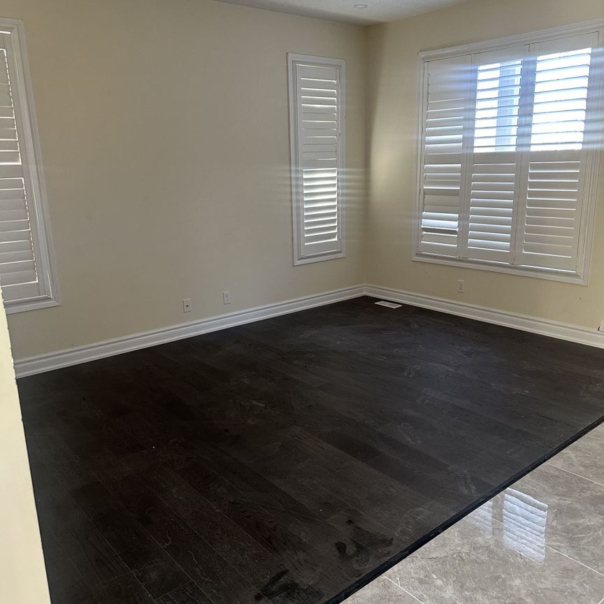 For Lease - 160 Sharavogue Avenue, Oshawa, Ontario - Photo 1