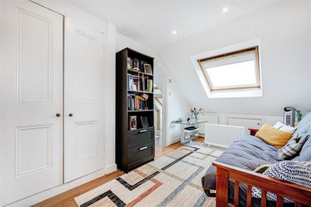 4 bedroom terraced house to rent - Photo 3