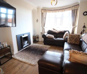 3 bedroom property to rent - Photo 1