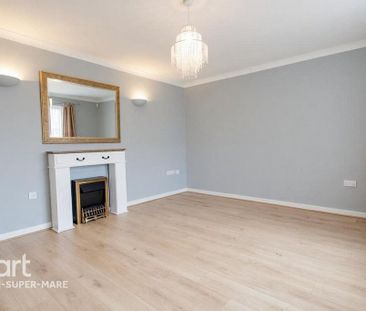 3 bedroom detached bungalow to rent - Photo 2