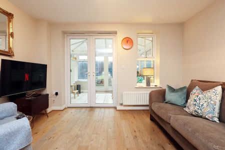 3 Bed Semi-Detached House, Whitehall Road, BS5 - Photo 5