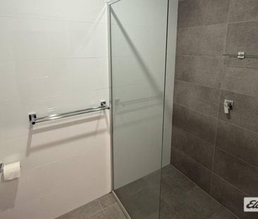 Spacious Townhouse in a Convenient Albion Park Location - Photo 6