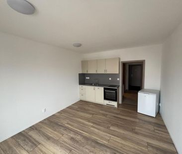 Pronájem bytu 1+kk 27 m2 - Fotografie 1