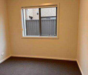 “Charming Family Home in a Serene Neighbourhood” - Photo 4