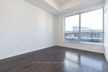 460 Adelaide Street E #933 - Photo 2