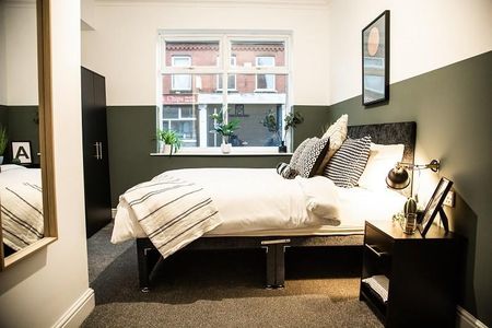 1 bedroom in a house share to rent - Photo 3