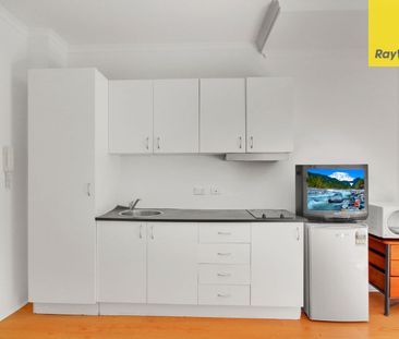 FURNISHED STUDIO APARTMENT - Photo 3