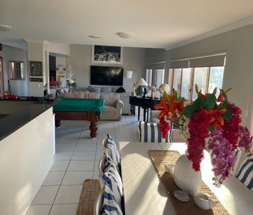 Helensvale - Photo 5