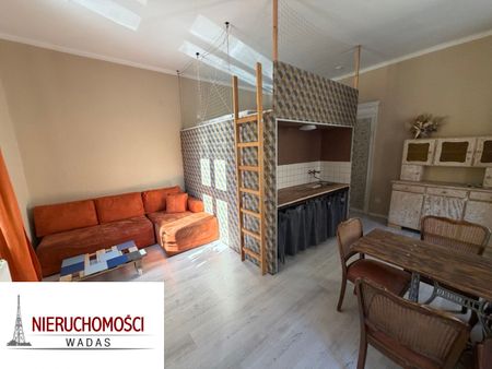 Gliwice, Centrum, G. Wałów. Kawalerka 31m z CO - Zdjęcie 2