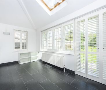 3 bedroom semi-detached house to rent - Photo 3