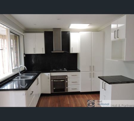 119 Gipps Crescent, Cranbourne, Vic 3977 - Photo 2