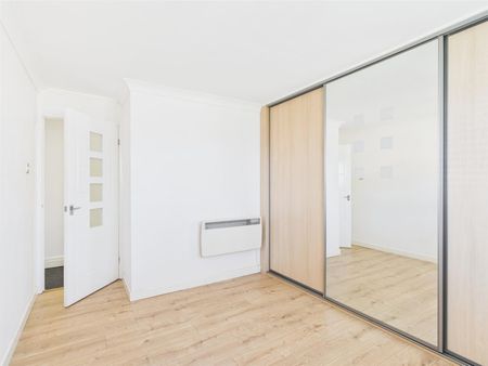 Sandbrook Court, Wirral, 1 bedroom, Flat - Purpose Built - Photo 3