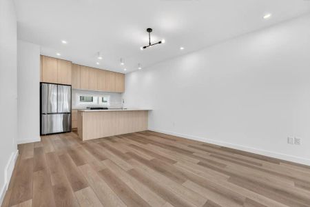 13516 115 Avenue — 18 - Photo 3