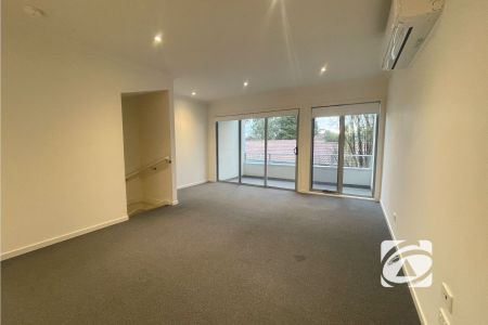 AMAZING LOCATION - Photo 4