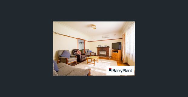 Charming Home Ready to Go! - Photo 1