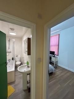8 bedroom house share to rent - Photo 5