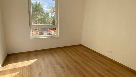 THIONVILLE - RESIDENCE NEUVE - CUISINE EQUIPEE - TERRASSE - PARKING SS/SOL - Photo 2