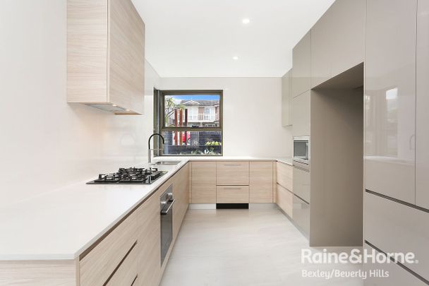 63 Waitara Parade, Hurstville Grove, NSW 2220 - Photo 1