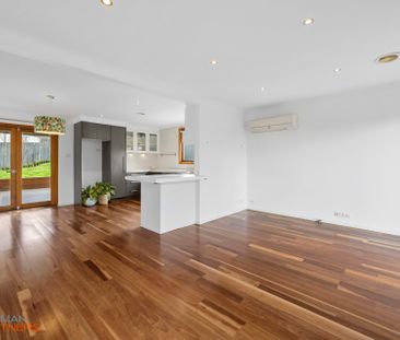 19 Lutana Street, Lyons ACT 2606 - House For Rent | Domain - Photo 6