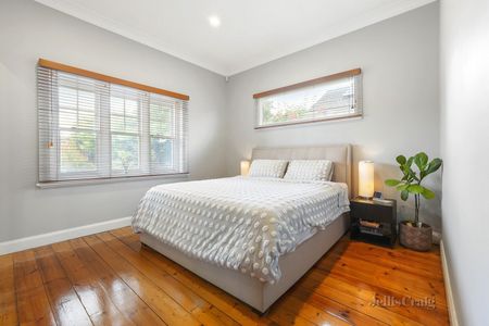 147 Warrigal Road, Cheltenham - Photo 2